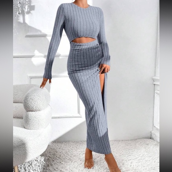 SHEIN Gray Ribbed Maxi Dress with Slit and Crew Neck - Picture 4 of 4